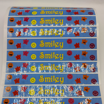 BOPPのフィルムの注文のシール永久的なCMYKは自己接着ラベルを印刷した